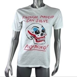 Puppy Teeth | Jaik Skull & Makeup Artwork Graphic Print White Short Sleeve Tee‌‍